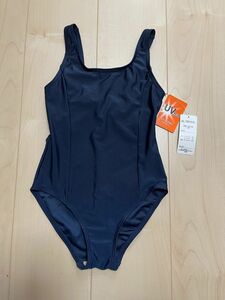 スクール水着　女の子　キッズ　新品未使用　130 紺 タグ付き