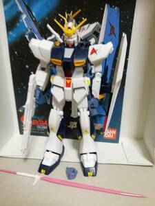 ☆完成品ジャンク☆ ◎旧キット◎1/144 RX-93 ニューガンダム（νガンダム） ガンプラ