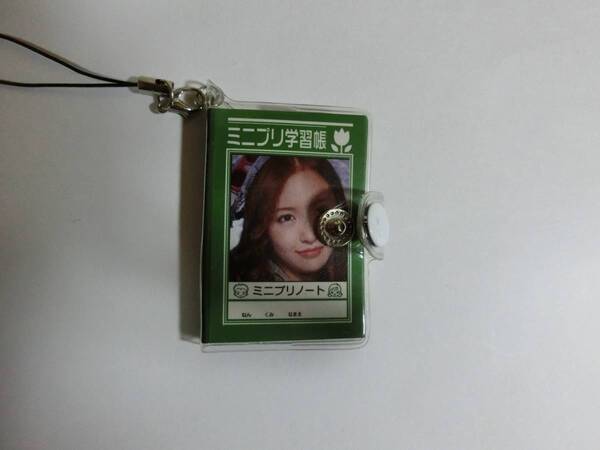 AKB48 板野友美 ミニプリノート ★ガチャガチャ景品★