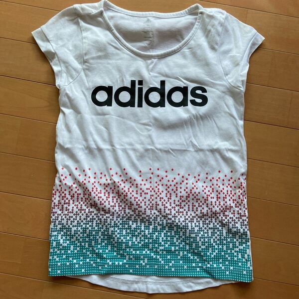 adidasアディダス☆半袖Tシャツ♪サイズ150☆美品