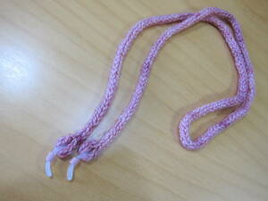 ハンドメイド手編み/スペイン製手染め毛糸/グラスコード眼鏡コード/薄ピンク