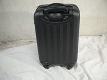 2525　黒・緑 TSAロック付　スーツケース　キャリケース　旅行用　ビジネストラベルバック_画像2