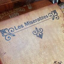 アンティークな部屋 / 洋書 style / Les Miserables / シークレットブック（小物入れ） #店舗什器 #アクセサリーボックス_画像4