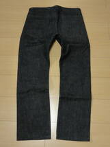 格安日本製レア・BEAUTY&YOUTH(ビューティアンドユース・ユナイテッドアローズ)・濃グレー系デニム地・高級デザインジーンズ 32 W84cm位_画像2