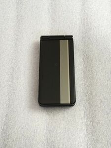 中古・制限○　白ロム Panasonic P-01J docomo 　ブラック 12