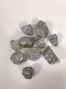 スリランカ産　ブルーサファイア1068.815ct ギウダ　ギューダ　原石　非加熱