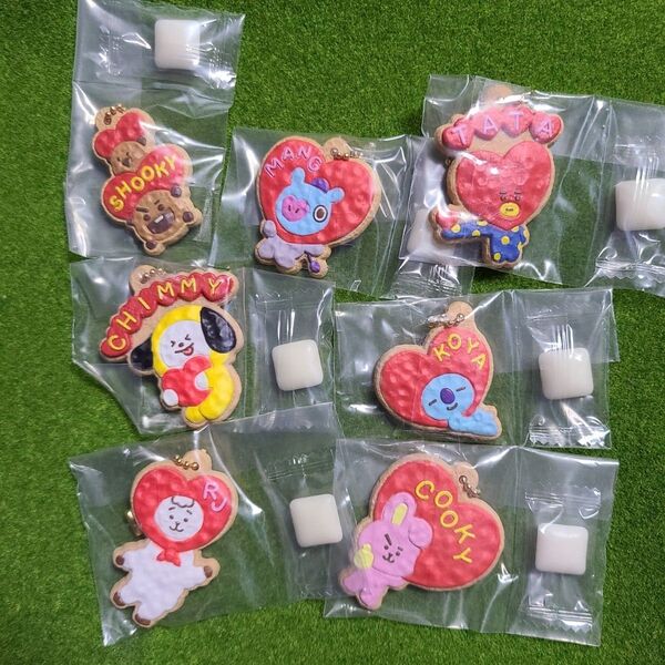 BT21 クッキーチャームコット 2 ハートVer.7個セット