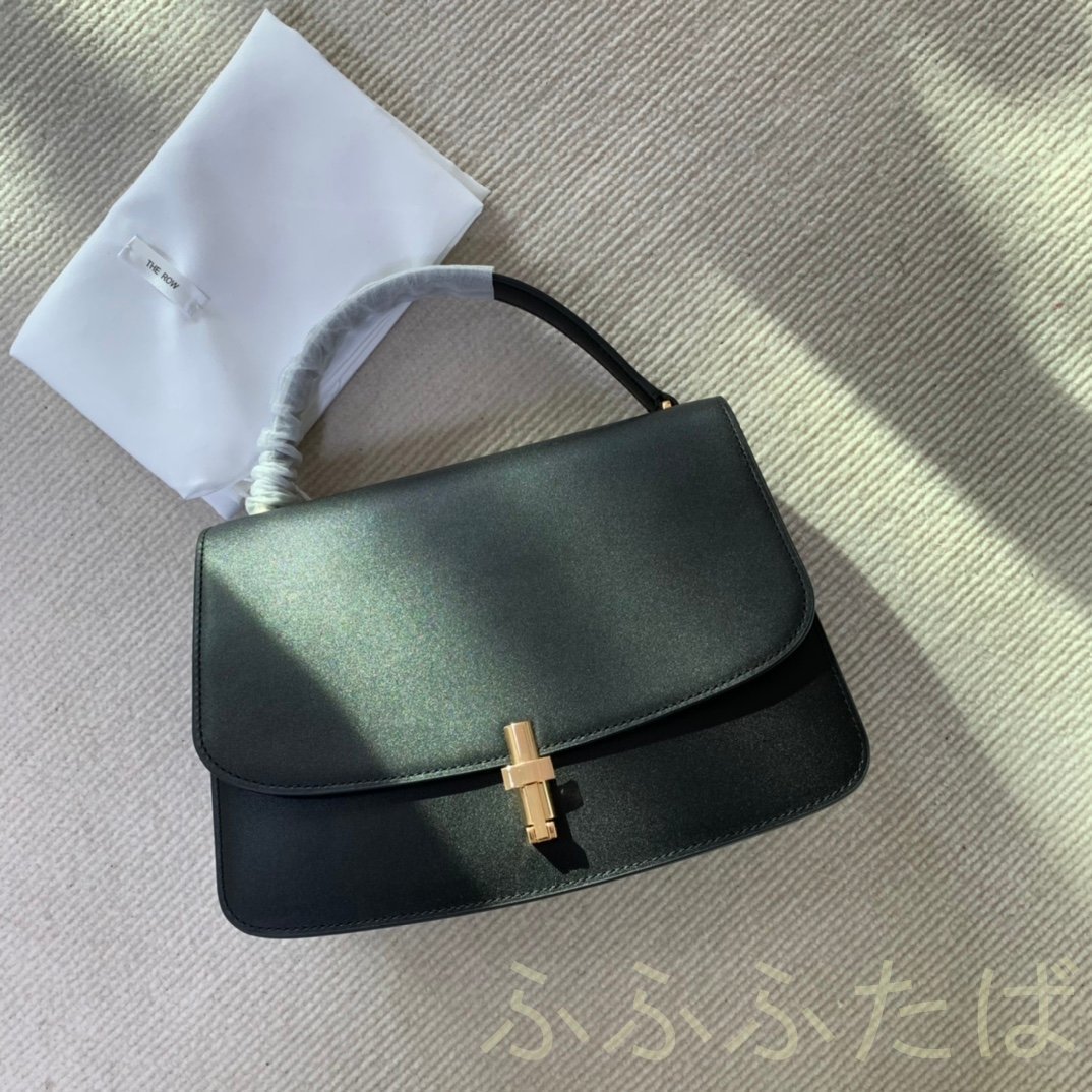 ヤフオク! -「the row バッグ」の落札相場・落札価格