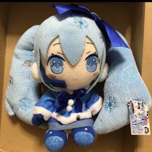 初音ミク 雪ミク ぬいぐるみ 2012 Ver ふわふわコート タグ付　新品アミューズメント品　初音ミク人形のぬいぐるみ