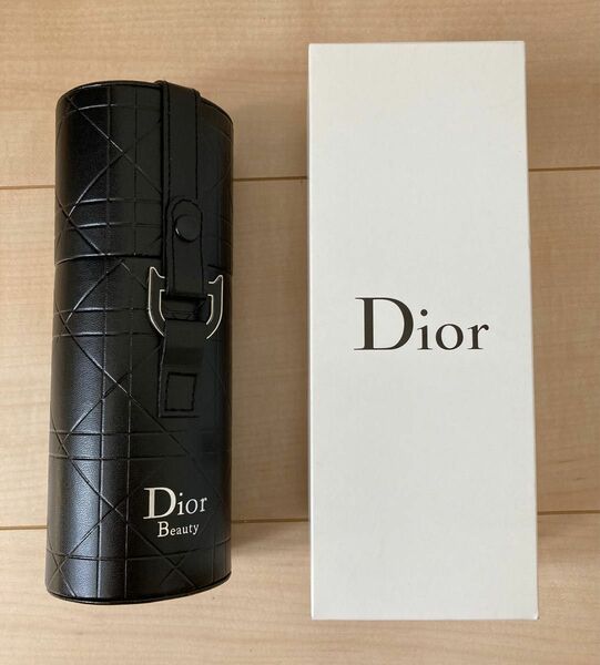 Christian Dior ブラシケース　カナージュ　筒型 ブラック　クリスチャン・ディオール