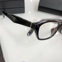 安心の2年間メーカー正規保証付 定価49,500 眼鏡 正規品 新品 PRADA VPR02S 54-16 1AB-101 プラダ メガネフレーム 眼鏡 眼鏡フレーム PR02_画像6