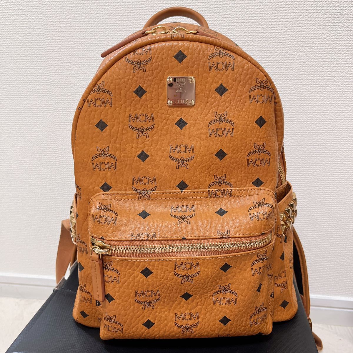 MCMリュックの値段と価格推移は?|178件の売買情報を集計したMCM MCMリュックの値段と価格推移は?|178件の売買情報を集計したMCM