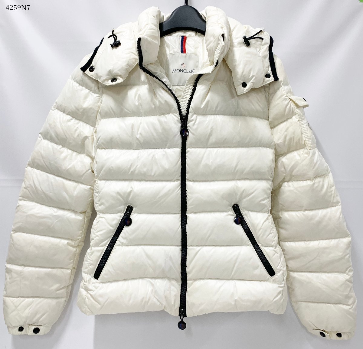 ヤフオク! -「moncler bady」の落札相場・落札価格