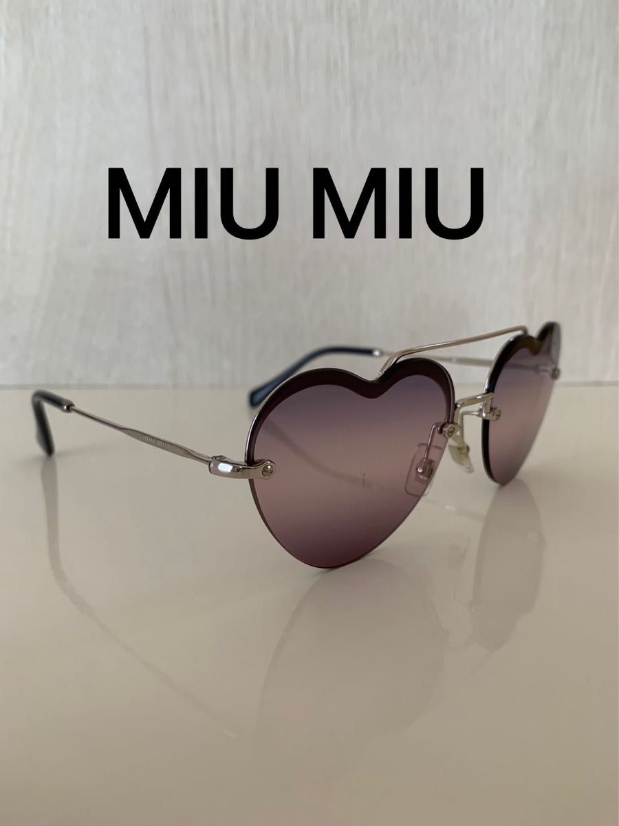 未使用品】miu miu ミュウミュウ ハート型ミラー付きリップスティック