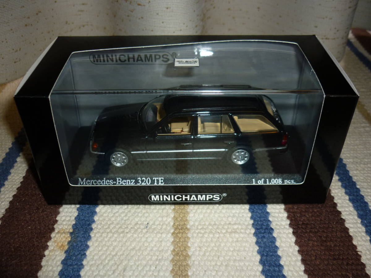 Yahoo!オークション -「w124」(乗用車) (ミニチャンプス)の落札