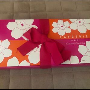 ラフェリエ スパ オリエンタル バスソーク 12包<薬草入浴剤>