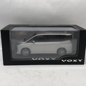 【中古】新型VOXY メタルストリームメタリック カラーサンプル 1K0 1/30 [240091322541]