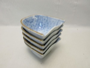 I04073 【 美品 茶道具 染付 箕形 向付 小鉢 5客揃 箱無 】 検) )懐石道具 割烹 和食 料亭 珍味入 銘々皿 取鉢 和食器 伝統工芸 ⅰ