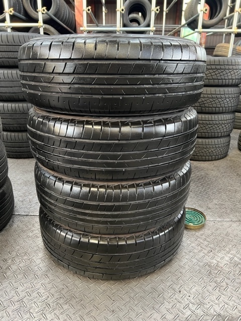 215/60R16 BRIDGESTONE PlaYz PX-RVII　2020年製　4本　20,000円　京都から