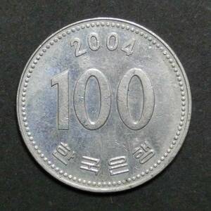 韓国　大韓民国　コイン　100ウォン　2004年　硬貨 ゴルフ　ボールマーカー　グリーンマーカー　C0109