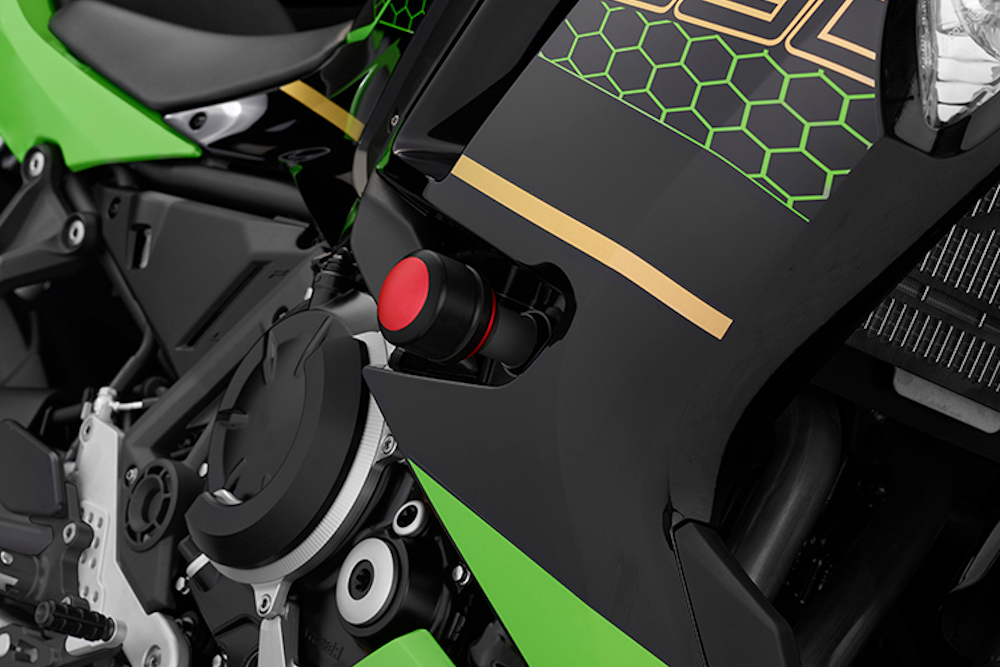 GBRacing│エンジンカバー│NINJA650(17-21) Z650│3点-
