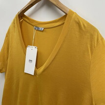 未使用品 /L/ ZARA マスタード Vネック半袖Tシャツ レディース タグ カジュアル レジャー キレイ目 かわいい 黄色 トップス 通勤 定番 ザラ_画像7