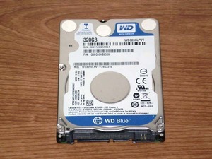 ★ 320GB ★ Western digital 【 WD3200LPVT 】薄型7mm　良品 ★237