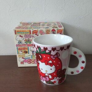 【美品】ハローキティ マグカップ　いちご サンリオ Sanrio