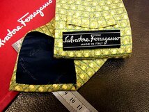 ★並品★4R01553【Ferragamo】フェラガモ「蛙 カエル 柄」ネクタイ_画像2