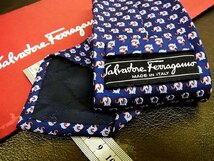 ★並品★4R01239【Ferragamo】フェラガモ「象 ゾウ 動物 柄」ネクタイ_画像2