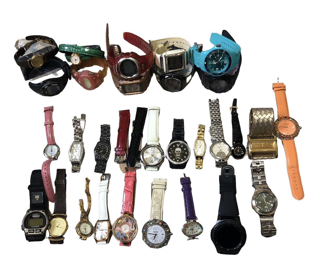 シチズン アンティーク 時計の値段と価格推移は？｜1,375件の売買情報 