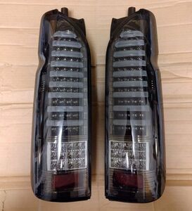 ジャンク品 メーカー不明 トヨタ200系ハイエース用 LEDテールランプ 左右セット