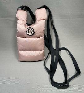 新品 本物 モンクレール MONCLER ダウン ミニ ショルダー バッグ LEGERE ピンク 黒 ブラック バック ロゴ ストラップ ミニバッグ ポーチ