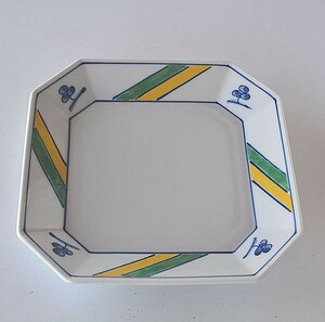 Art hand Auction Тарелка среднего размера, восьмиугольный, двухцветная линия, ручной росписью, шт, Японская посуда, блюдо, Средняя тарелка