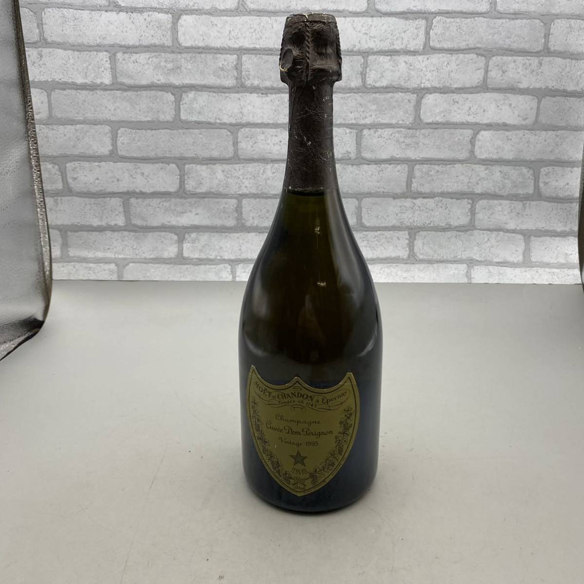 ヤフオク! -「ドンペリニヨン 1995」の落札相場・落札価格