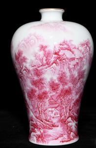 清代　雍正年　宝石紅彩　山水紋磁梅瓶