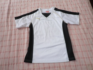 *PUMA Puma * размер 130 короткий рукав футболка спортивная одежда детский белый цвет * чёрный цвет Logo вышивка есть 