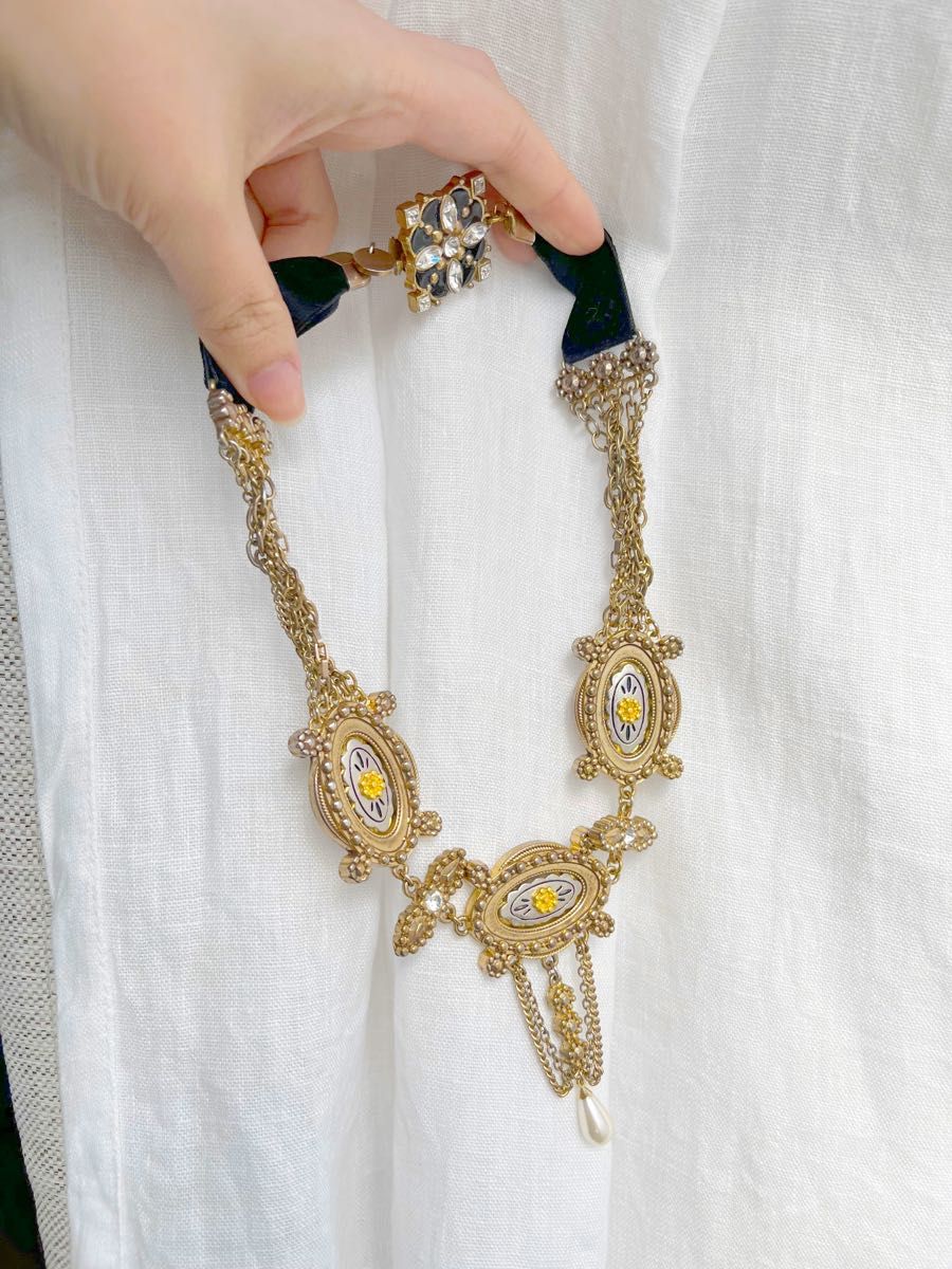 ヴィンテージ エナメル 七宝焼 ゴールド イヤリング ヴィンテージ　USA ベロア　ヴィンテージ　イヤリング　ネックレス　