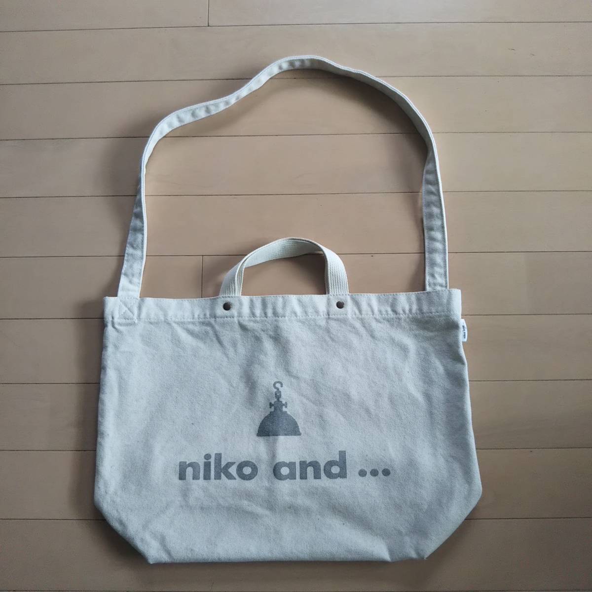 niko and ショルダーバッグの値段と価格推移は？｜件の売買データ