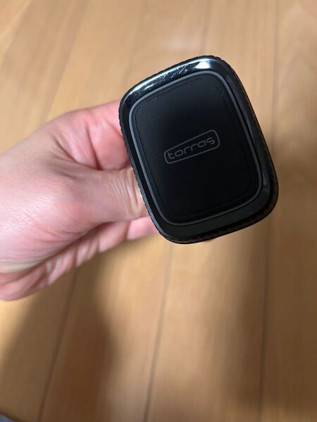 マグネットスマホホルダー車