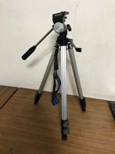 Sharp ビデオカメラ用三脚 IT-6TJ 畳んだ時の全長約62cm 三段式で全て伸ばすと脚の部分だけで約117cm エレベーター部が約37cm