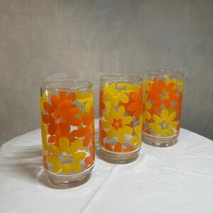 昭和レトロポップ　花柄グラス　3個セット