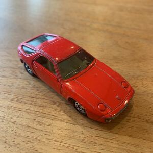 トミカ　ミニカー　ポルシェ928 PORSCHE 928 No.F53 S=1/63 日本製　レトロ　昭和レトロ　　ビンテージ　m21