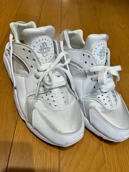 NIKE AIR ハラチ　23.5㌢　美品 