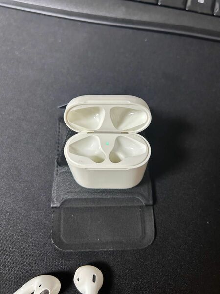 Apple Air Pods 第一世代　エアポッズ