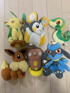 ポケットモンスター ぬいぐるみ エモンガ ツタージャ リーフィア マッギョ リオル イーブイ ポケモン