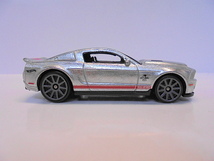 ルース品 Hotwheels 2010 フォード シェルビー GT500 スーパースネーク ミニカー ホットウィール ザマック マルチパック_画像3