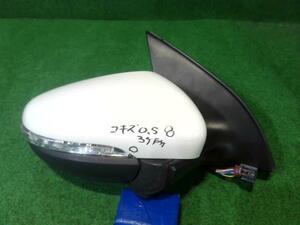 VW Golf DBA-1KCBZ right door mirror LB9A