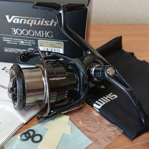 まずまず美品の シマノ １９ バンキッシュ ３０００ＭＨＧ ( SHIMANO vanquish ) です。