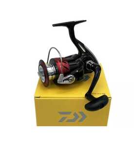 1500番DAIWA ダイワ リール スピニングリール 海外モデル 日本未発売 左右ハンドル 巻きやすい 新品 世界中で大人気 国内発送 カラーレッド